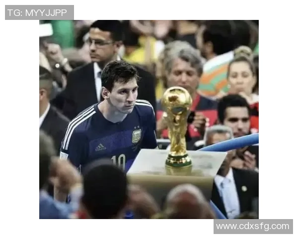 细数世界足球巨星生日盘点揭秘球员背后鲜为人知的趣味故事